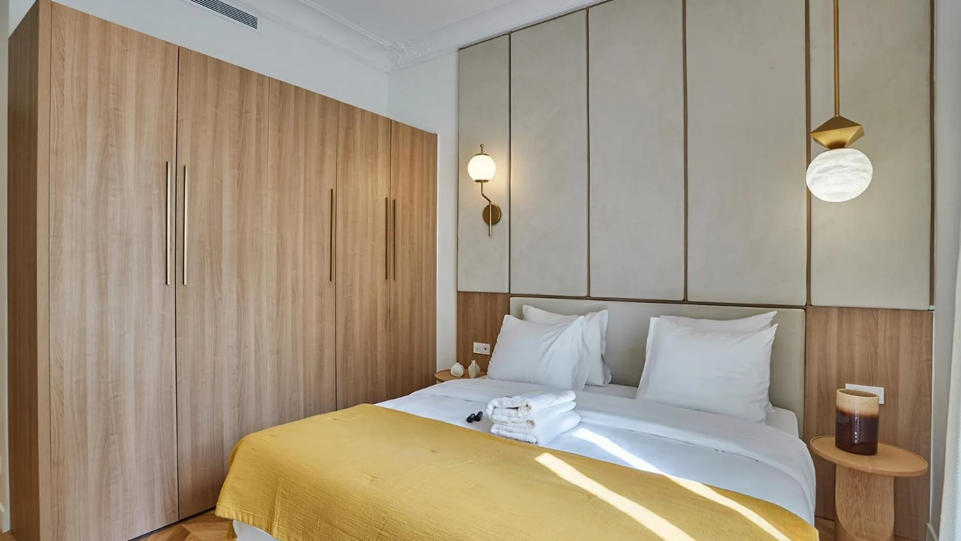 Opera Vendome By Prestige Apartment *