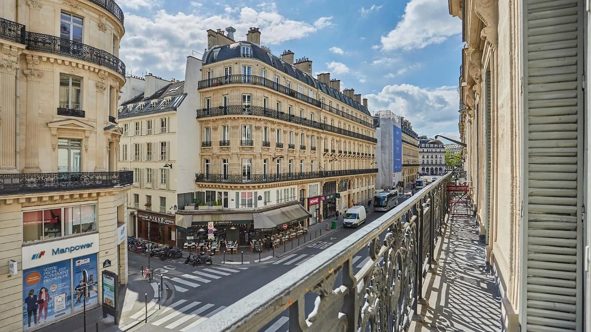 Opera Vendome By Prestige Apartment